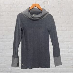Athleta Gray Striped Long Sleeve Top